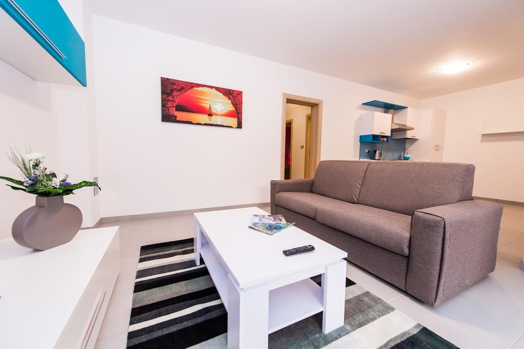 Blue Sky Apartments Rogoznica  Exterior foto